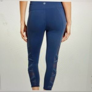 Active Life Capri leggings